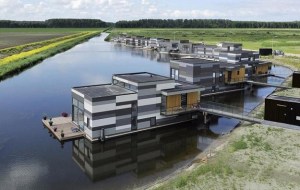 floating-houses-by-attika-lelys-5 (2)